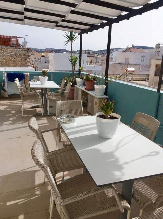 Oikeion Aparthotel Ermoupoli Bagian luar foto