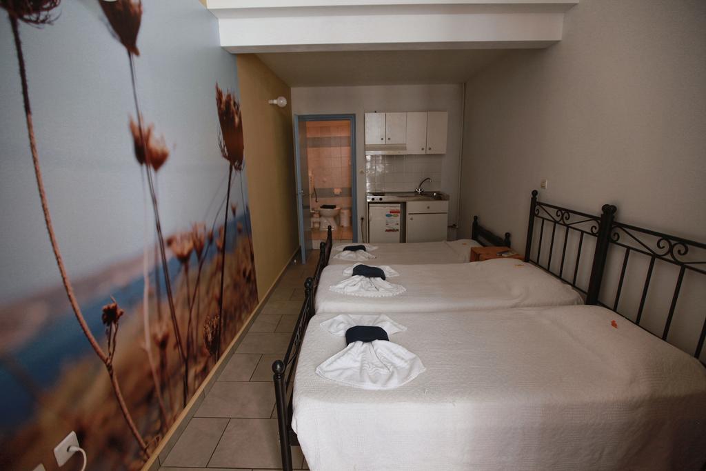 Oikeion Aparthotel Ermoupoli Ruang foto