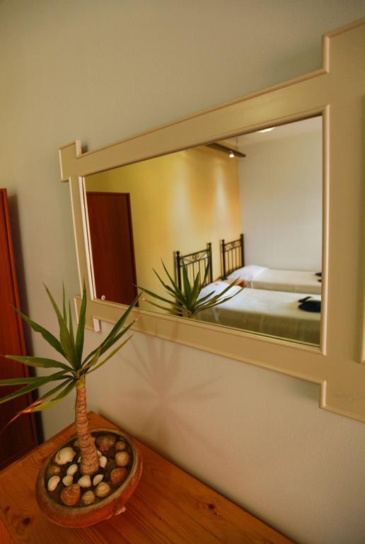 Oikeion Aparthotel Ermoupoli Ruang foto